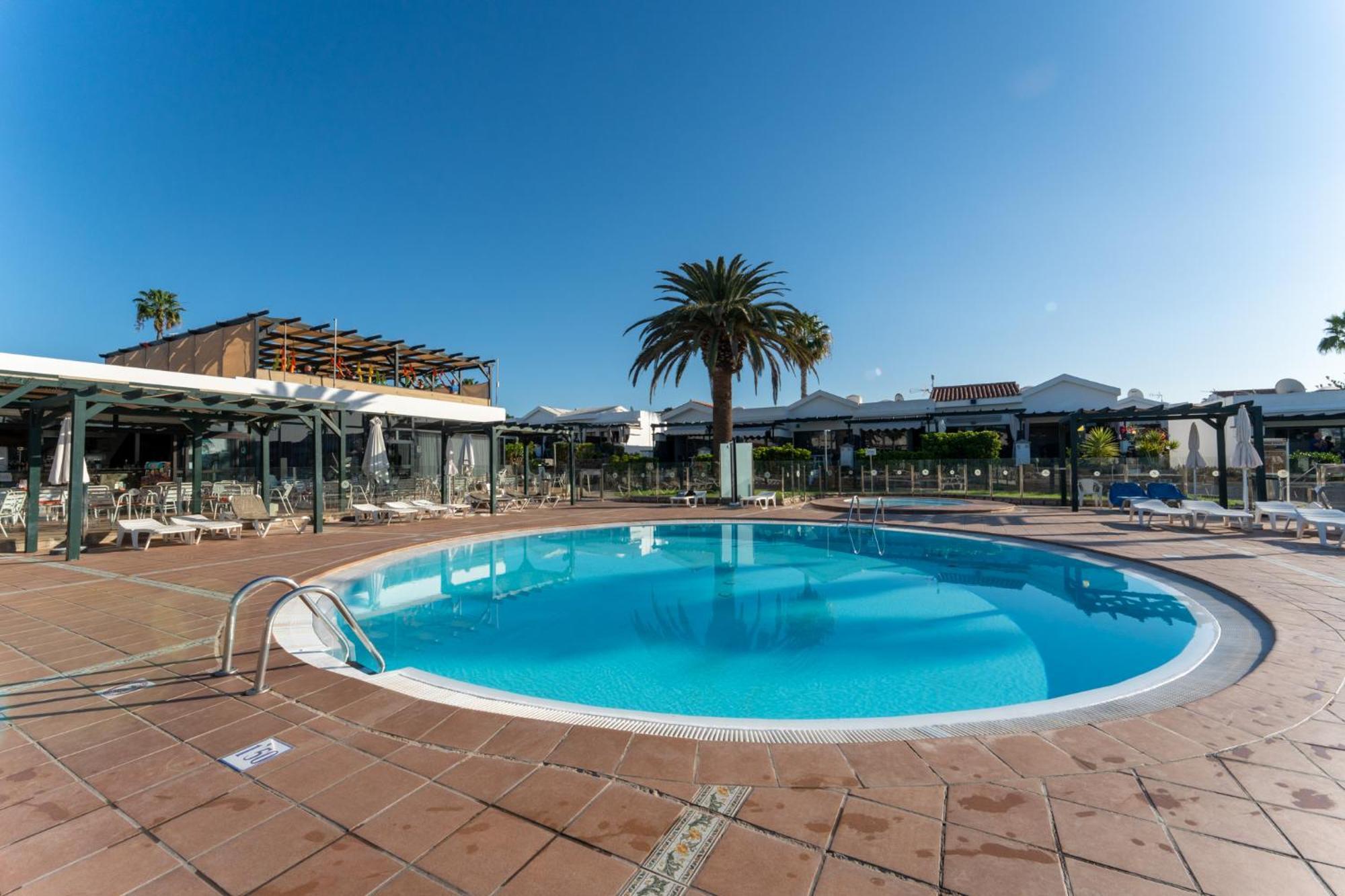 Сasa de vacaciones Luxury Poolside *